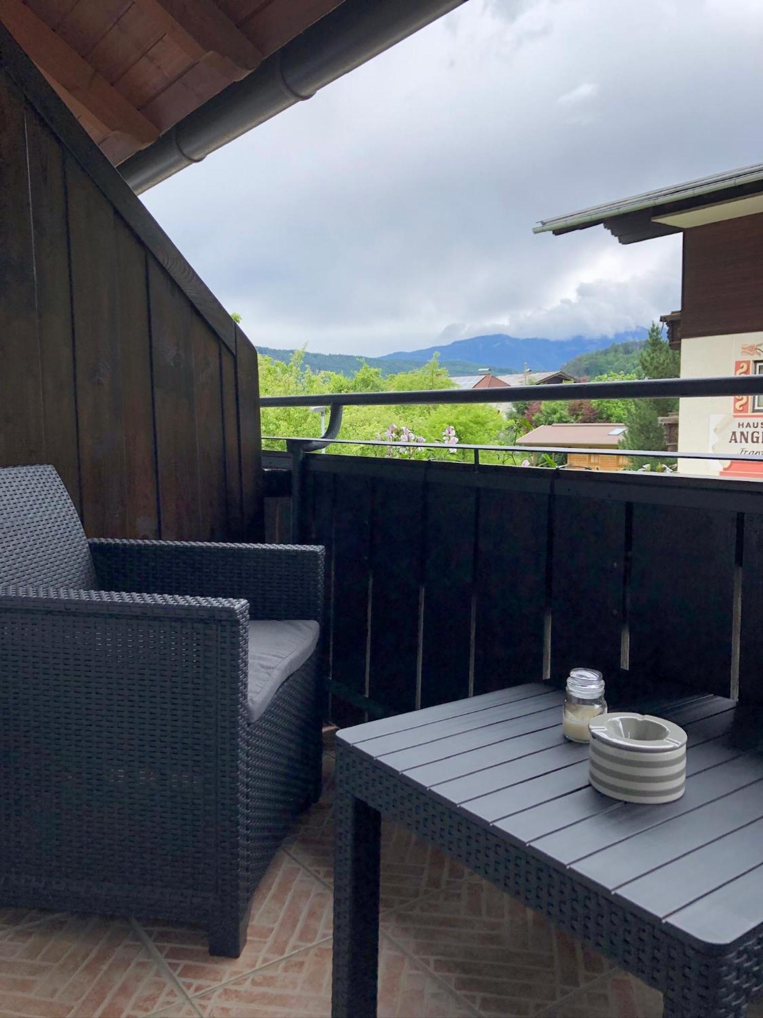 Appartement Zirbenduft Ferienhaus Fuenf Sinne Dobriach Bagian luar foto